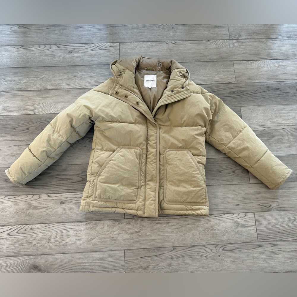 Madewell lined coat - worn twice. Gender neutral in styling, men’s sizing.